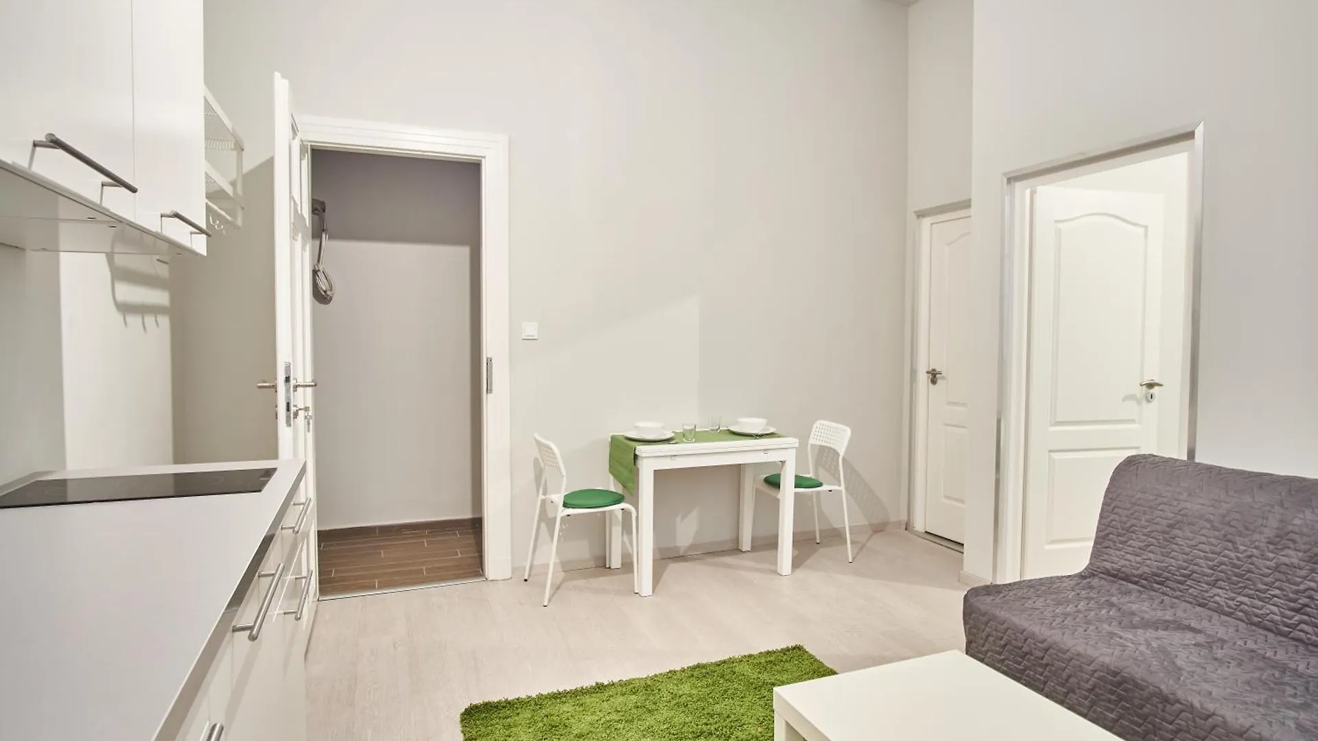 Hild-2 Apartments | Budapest 0*,
